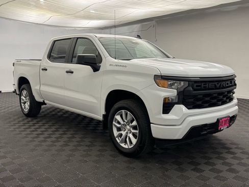 Used 2024 Chevrolet Silverado 1500 Custom image 6
