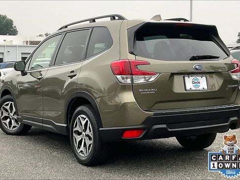 Certified 2023 Subaru Forester Premium AWD/4WD image 13