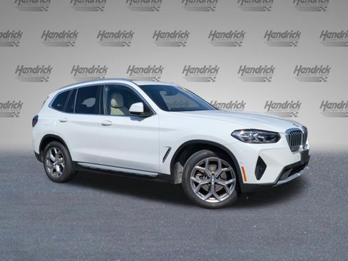 Used 2024 BMW X3 sDrive30i w/ Premium Package w/ZPA RWD image 2