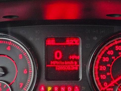 Used 2018 RAM 1500 4x4 Crew Cab w/ Protection Group image 9