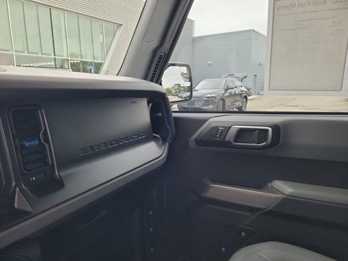 Used 2023 Ford Bronco Black Diamond image 30