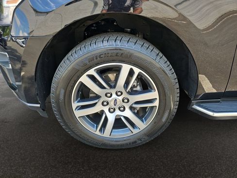 Used 2022 Ford Expedition Max Limited RWD image 40