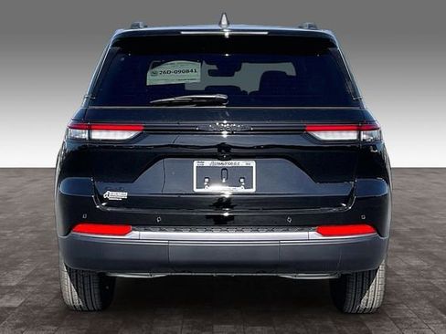 New 2026 Jeep Grand Cherokee Altitude AWD/4WD image 4