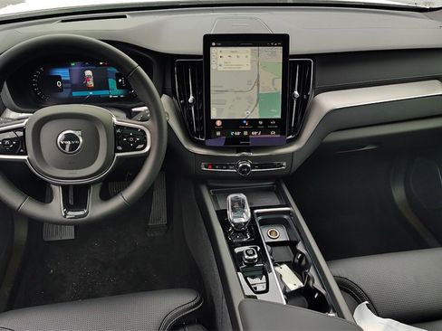 New 2026 Volvo XC60 B5 Ultra w/ Climate Package image 12