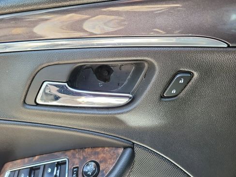 Used 2014 Chevrolet Impala LT w/ Convenience Package FWD image 15