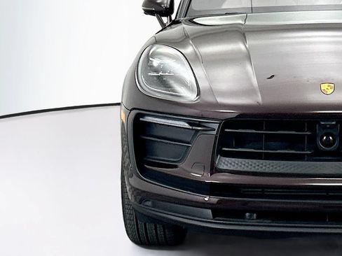 Used 2026 Porsche Macan AWD/4WD image 12