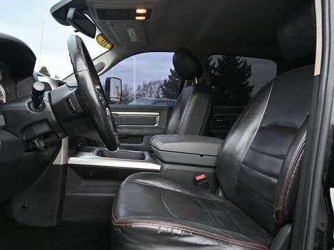 Used 2016 RAM 2500 Big Horn w/ Black Appearance Group image 23