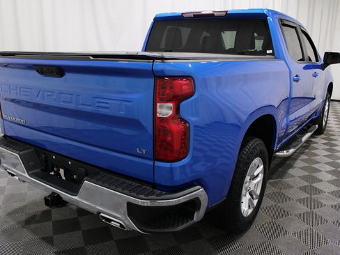 Used 2025 Chevrolet Silverado 1500 LT AWD/4WD image 31