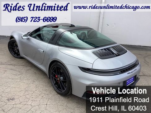 Used 2026 Porsche 911 Targa 4 GTS AWD/4WD image 12