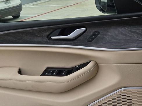 New 2026 Jeep Grand Cherokee L Limited RWD image 11