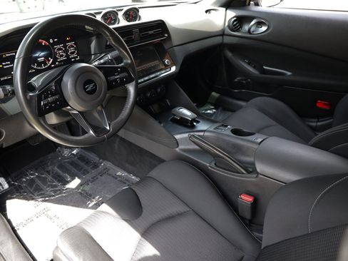 Used 2024 Nissan Z Sport w/ Floor Mat Package RWD image 7