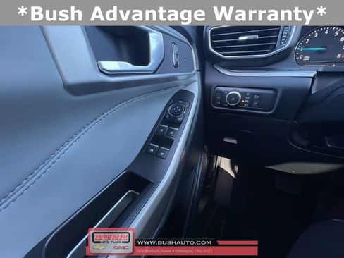 Used 2022 Ford Explorer XLT w/ Equipment Group 202A image 18