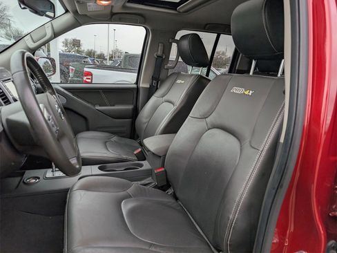 Certified 2021 Nissan Frontier PRO-4X w/ Pro-4x Utility Package image 25