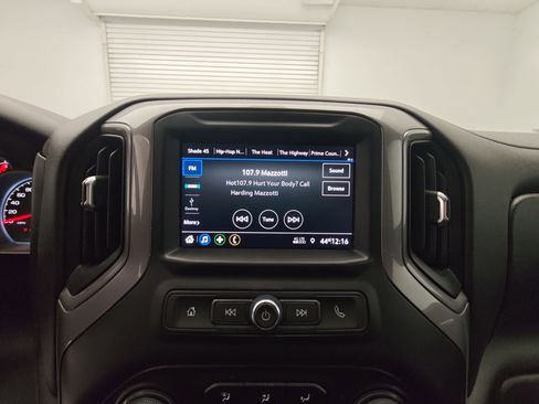 Used 2021 Chevrolet Silverado 1500 Custom image 25