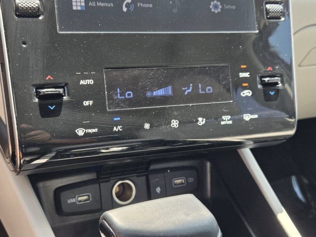 Certified 2023 Hyundai Tucson SEL w/ Convenience Package FWD image 17