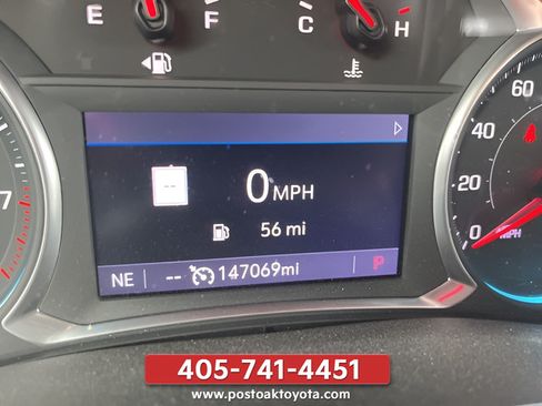 Used 2021 Chevrolet Traverse RS FWD image 16