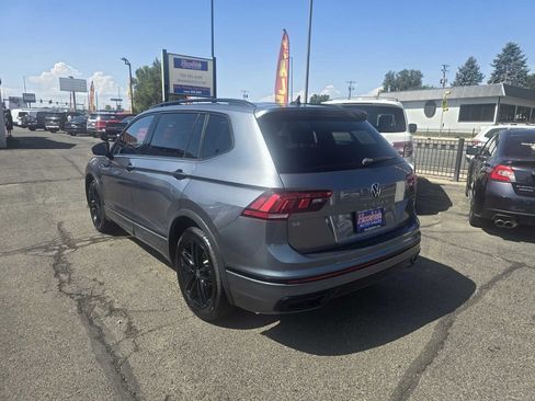 Used 2022 Volkswagen Tiguan SE R-Line AWD/4WD image 12