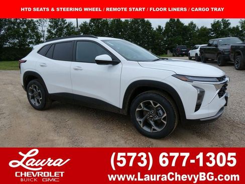 New 2026 Chevrolet Trax LT w/ LT Convenience Package FWD image 1
