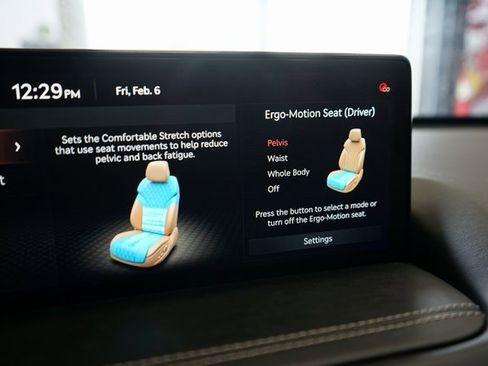 Used 2021 Genesis GV80 2.5T w/ Prestige Package 04 image 43