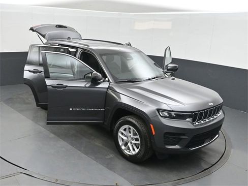 New 2025 Jeep Grand Cherokee Laredo X image 50