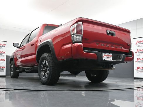 Used 2023 Toyota Tacoma TRD Off-Road w/ TRD Premium Off Road Package AWD/4WD image 35