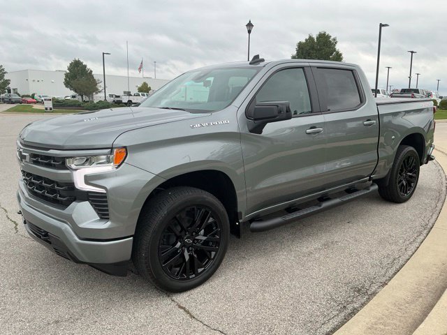 New 2026 Chevrolet Silverado 1500 RST w/ Convenience Package II AWD/4WD image 3