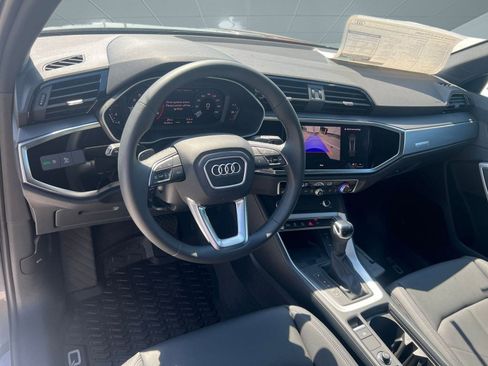 New 2025 Audi Q3 2.0T Premium image 4