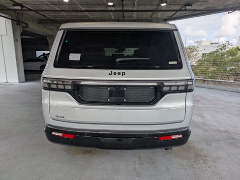 New 2026 Jeep Grand Wagoneer L Limited image 6