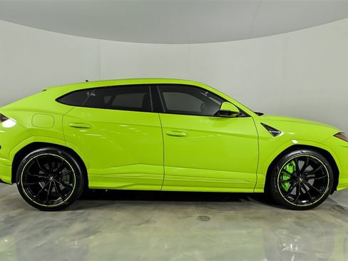 Used 2021 Lamborghini Urus AWD/4WD image 10