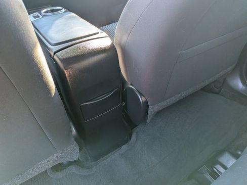 Used 2017 Toyota Prius V Two w/ Carpet Mat Package image 13