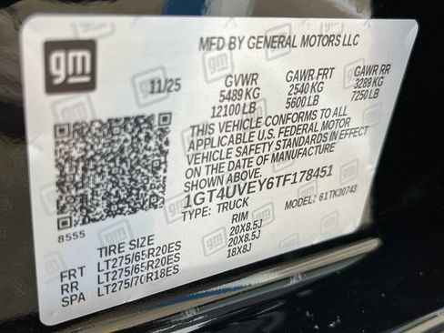 New 2026 GMC Sierra 3500 AT4 w/ AT4 Premium Plus Package image 24