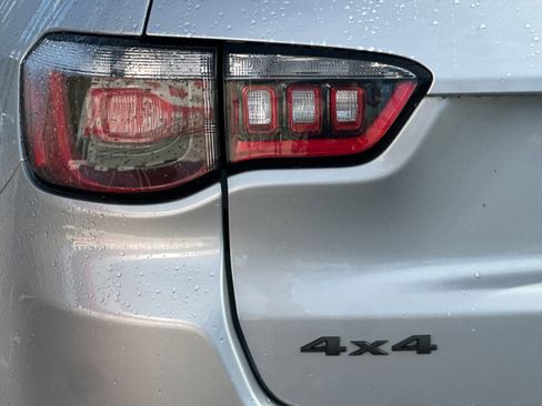 Used 2024 Jeep Compass Trailhawk image 25