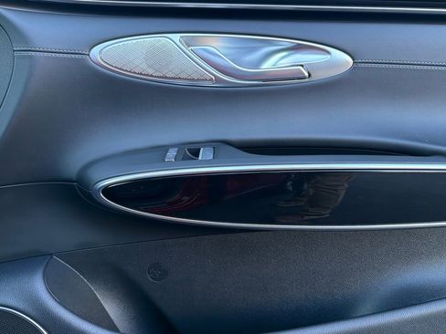 Used 2025 Genesis GV70 2.5T image 24