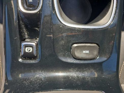 Used 2021 Buick Envision Essence w/ Sport Touring Package FWD image 34