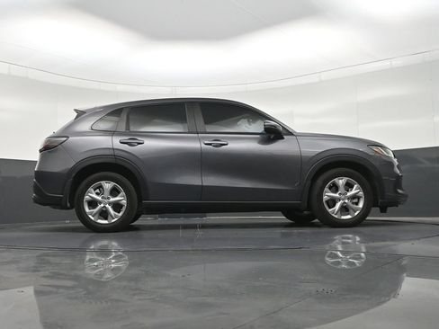 Used 2025 Honda HR-V LX image 27