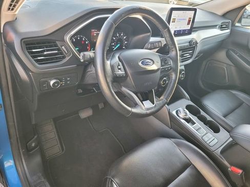 Certified 2020 Ford Escape SEL image 9