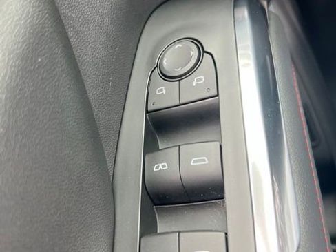 Used 2024 Chevrolet Traverse Z71 AWD/4WD image 20