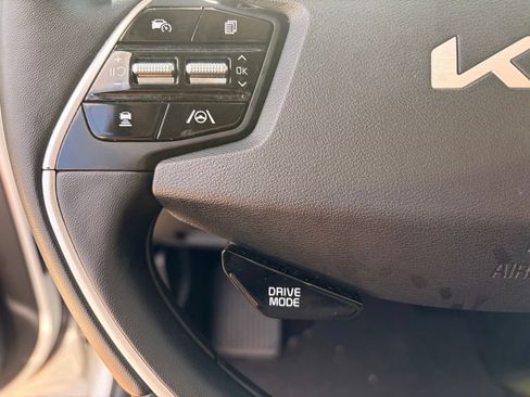 Used 2022 Kia EV6 Wind w/ Wind Technology Package AWD/4WD image 34