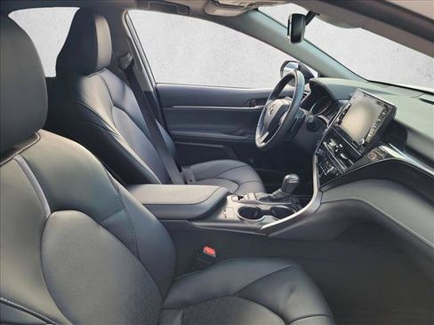 Used 2023 Toyota Camry XSE FWD image 15