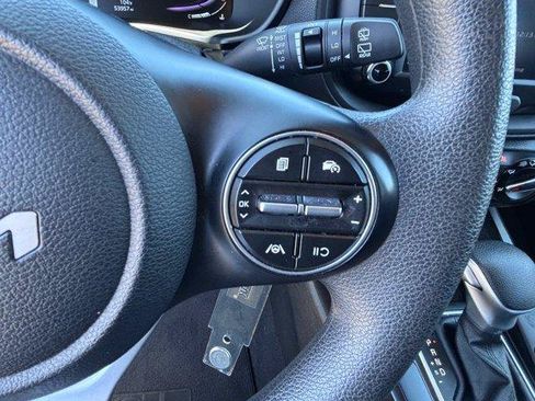 Used 2023 Kia Soul LX w/ Option Group 015 FWD image 23