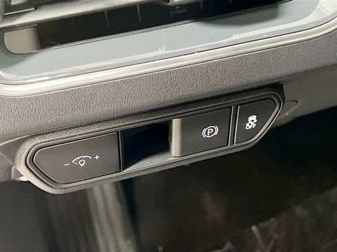 New 2025 Kia K4 GT-Line image 10