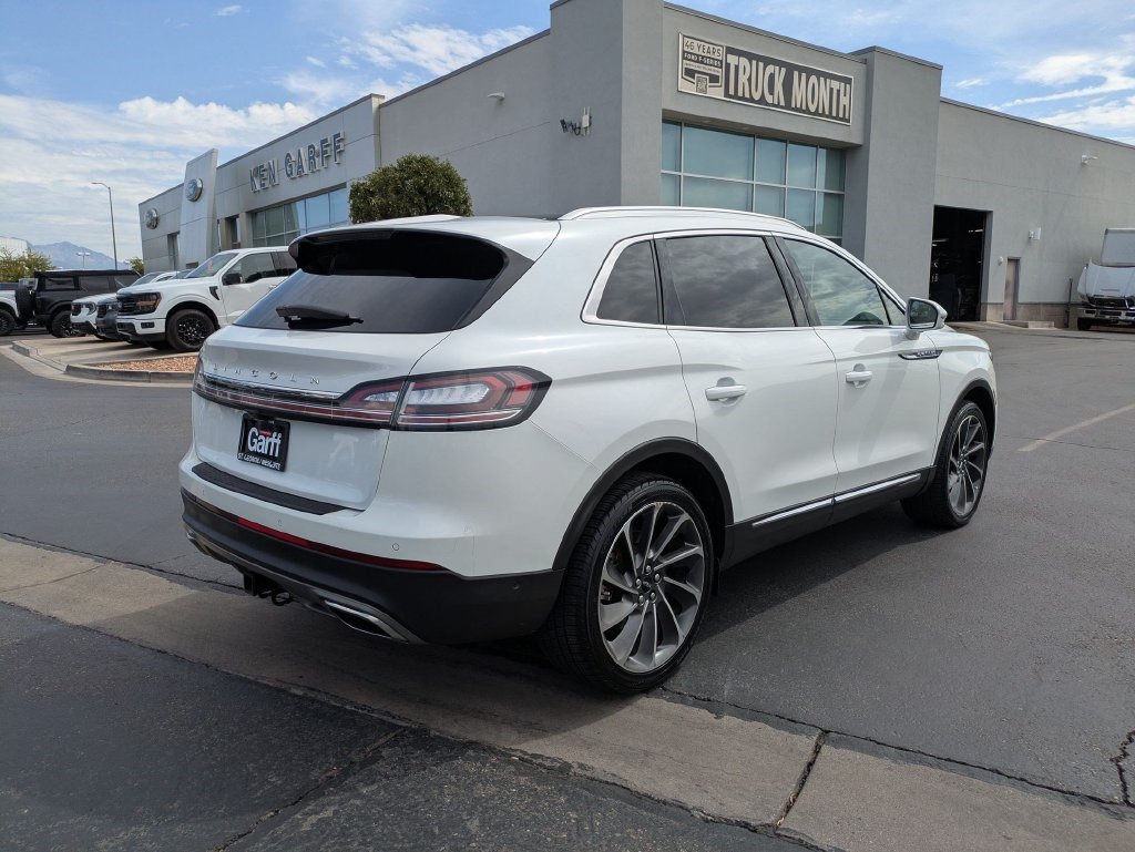 Used 2022 Lincoln Nautilus Reserve w/ Equipment Group 202A AWD/4WD image 3