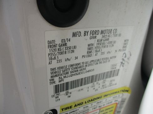 Used 2014 Lincoln Navigator 2WD image 21