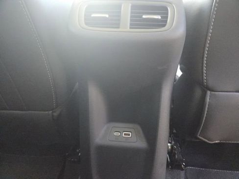Used 2021 Buick Envision Essence image 14