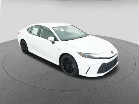 New 2026 Toyota Camry LE image 13