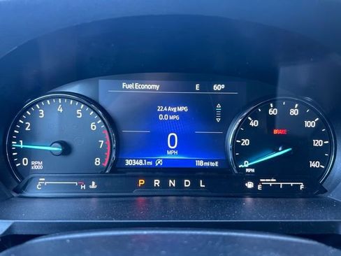 Used 2023 Ford Explorer XLT image 2