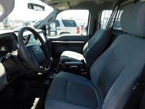 Used 2012 Ford F250 XL w/ PWR Equipment Group image 9