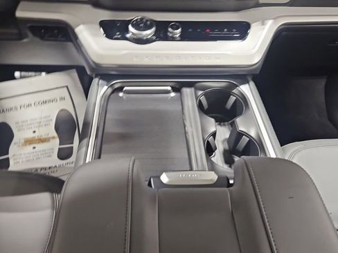 New 2026 Ford Expedition Active image 11