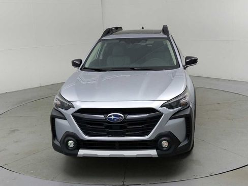 New 2025 Subaru Outback Limited image 3