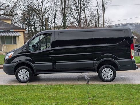 Used 2018 Ford Transit 150 130 Low Roof w/ Exterior Upgrade Package RWD image 8